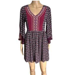 Flying Tomato Anthropologie Dress Size Small Burgundy Lace Trim  Embroidered